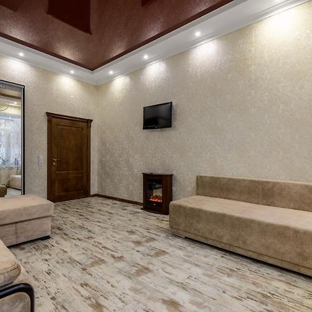 Noviy Svit 4 Apartments Lviv Extérieur photo